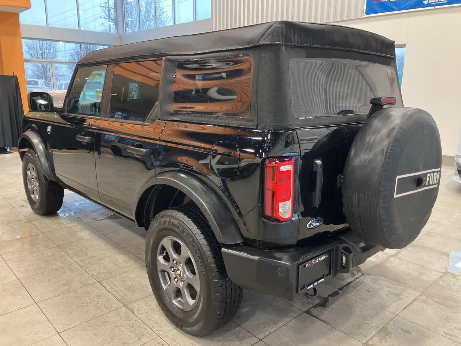 Thumbnail: 2023 Ford Bronco - 7