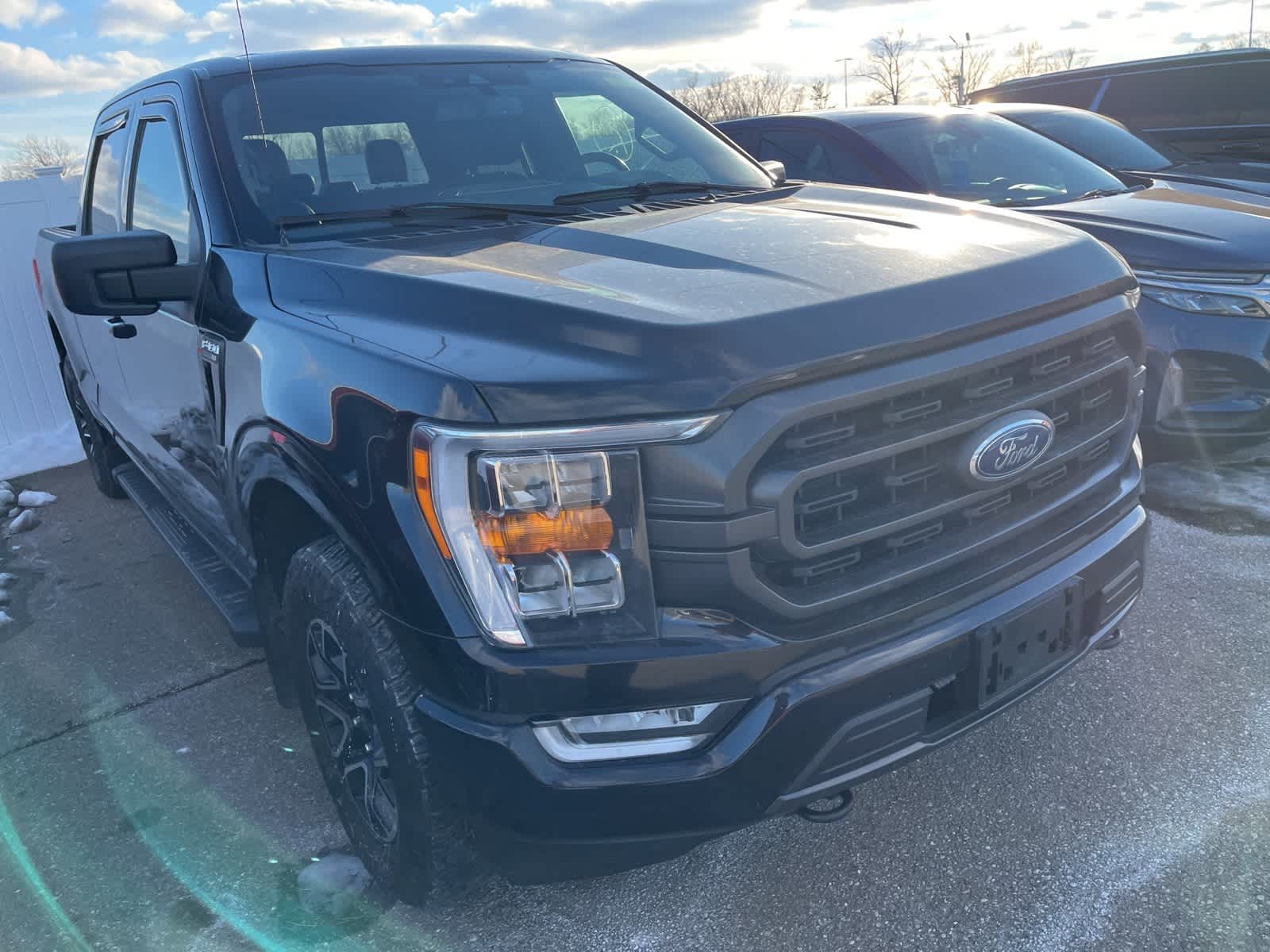 Thumbnail: 2021 Ford F-150 - 21