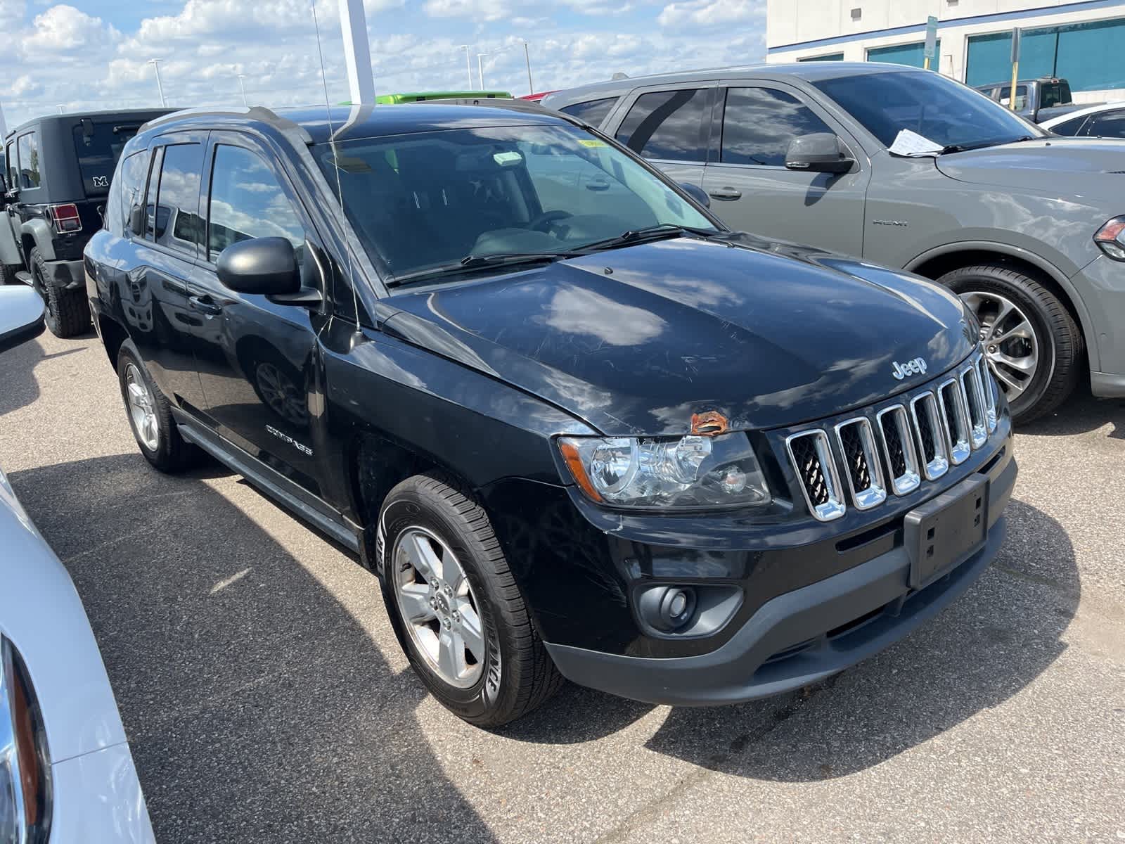 Thumbnail: 2015 Jeep Compass - 18