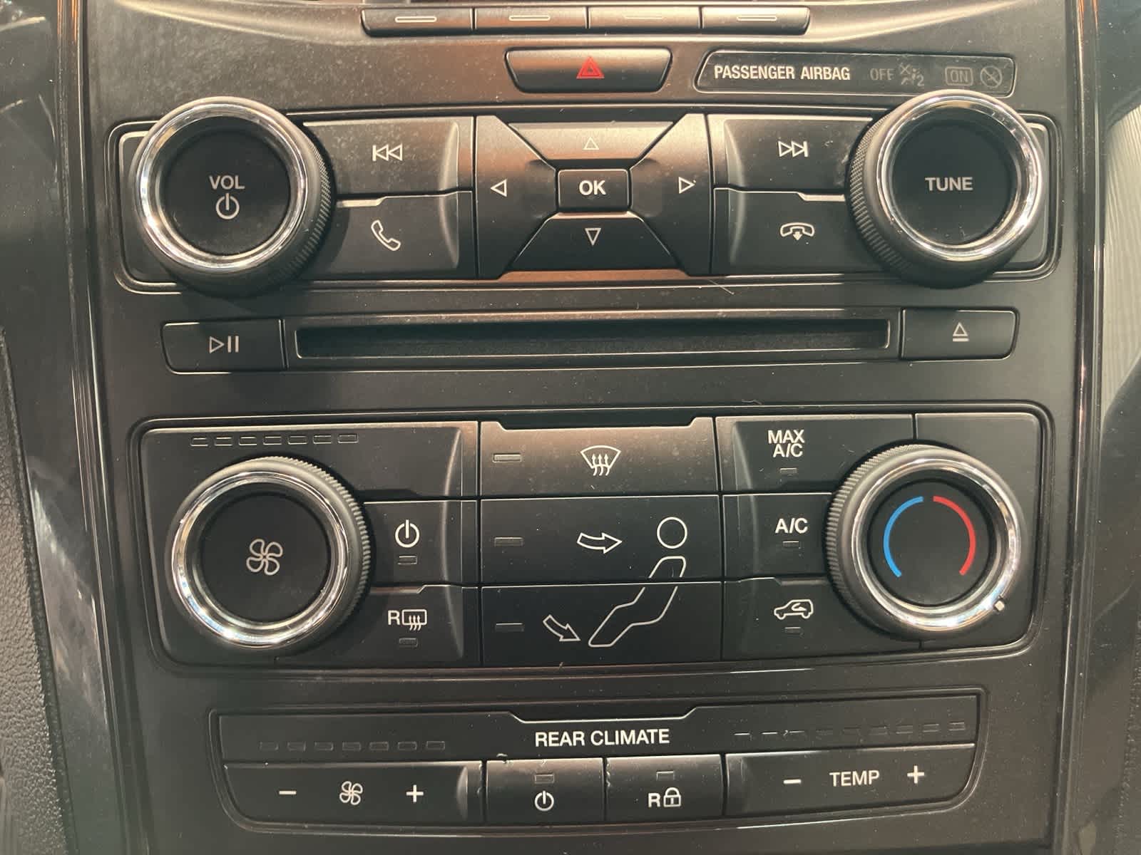 Thumbnail: 2017 Ford Explorer - 17