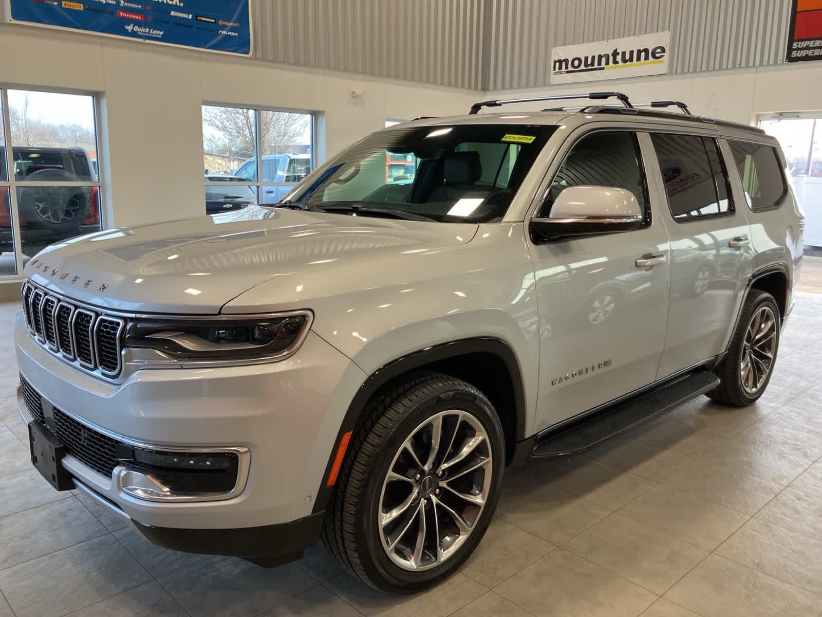 2022 Jeep Wagoneer Series II -
                  Sterling Heights, MI