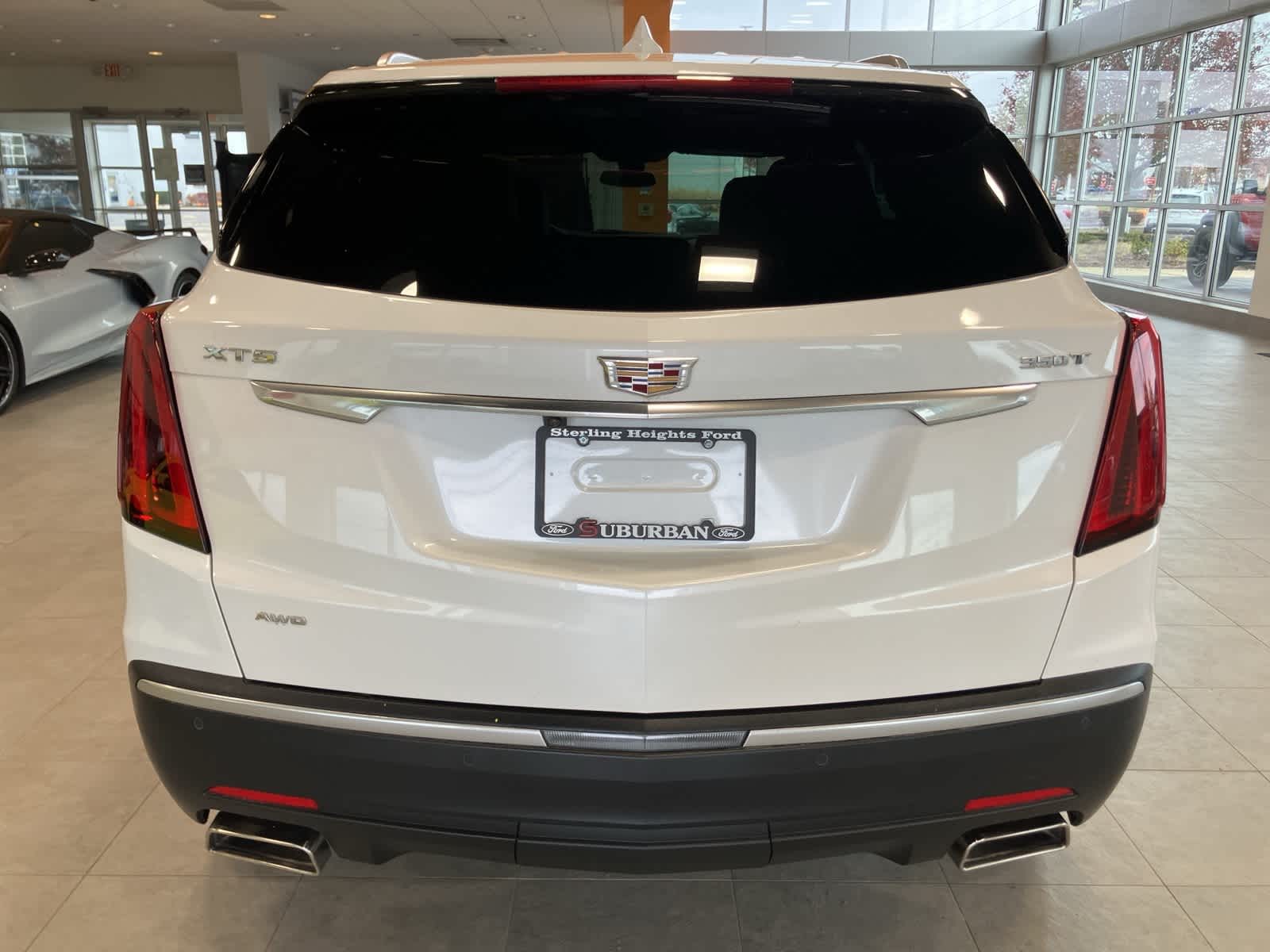 Thumbnail: 2022 Cadillac XT5 - 6