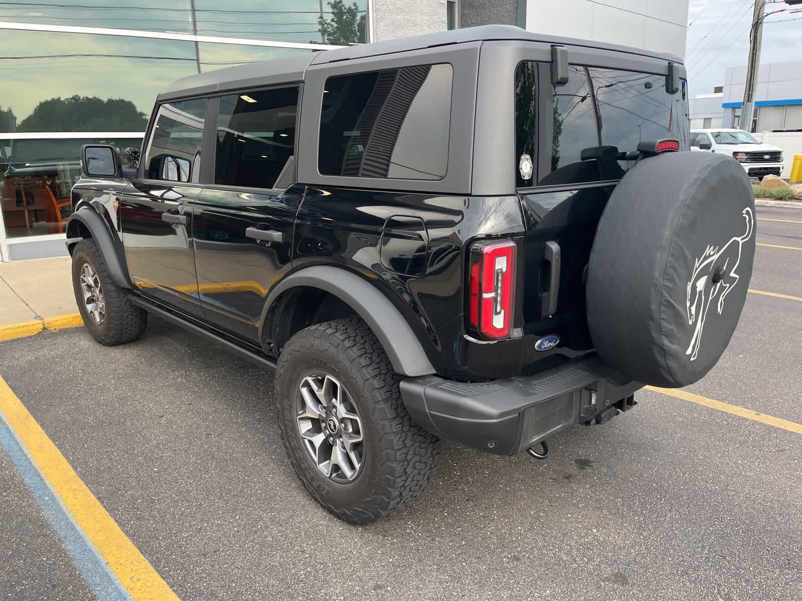 Thumbnail: 2022 Ford Bronco - 8