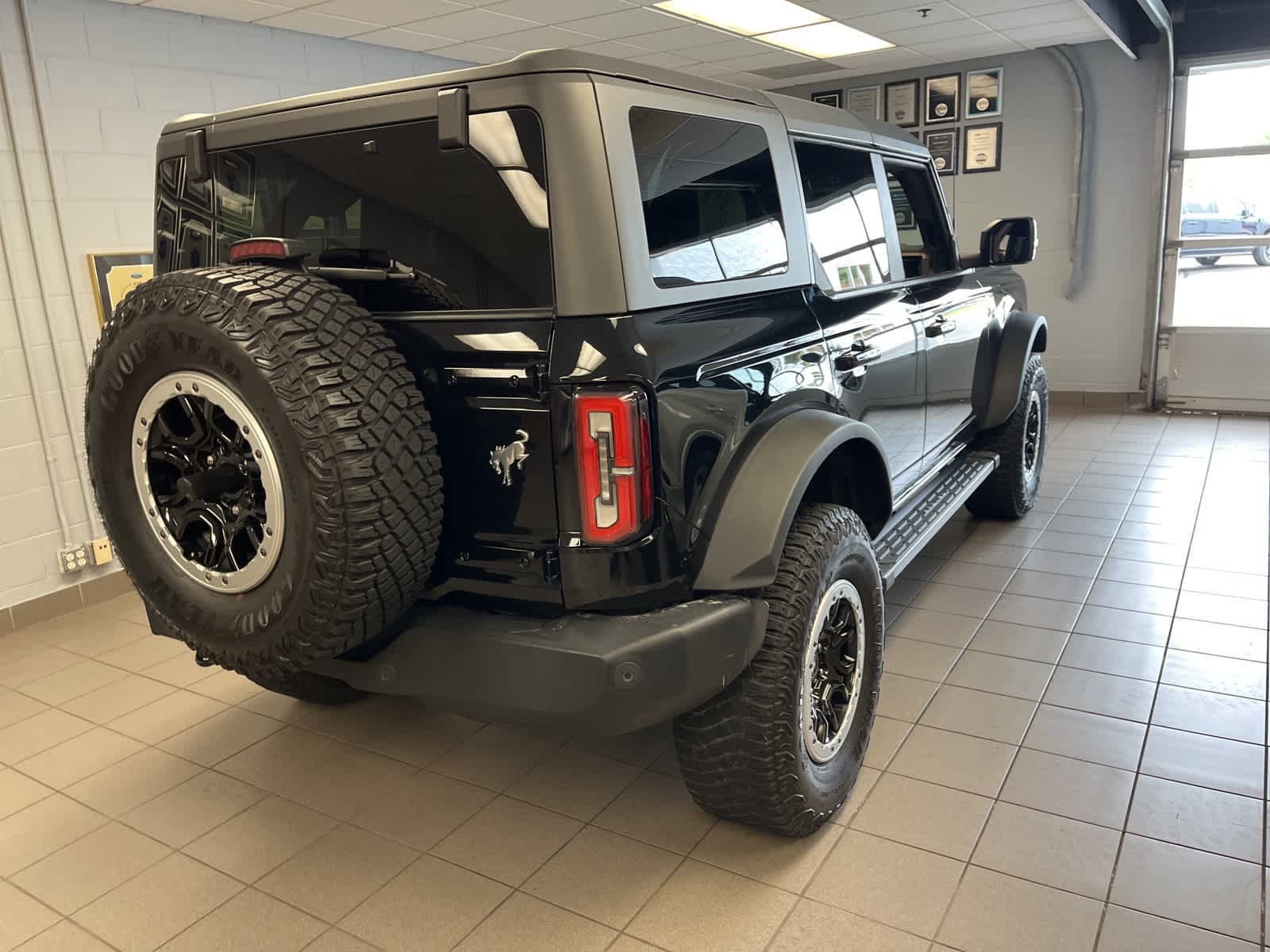 2022 Ford Bronco Outer Banks 13