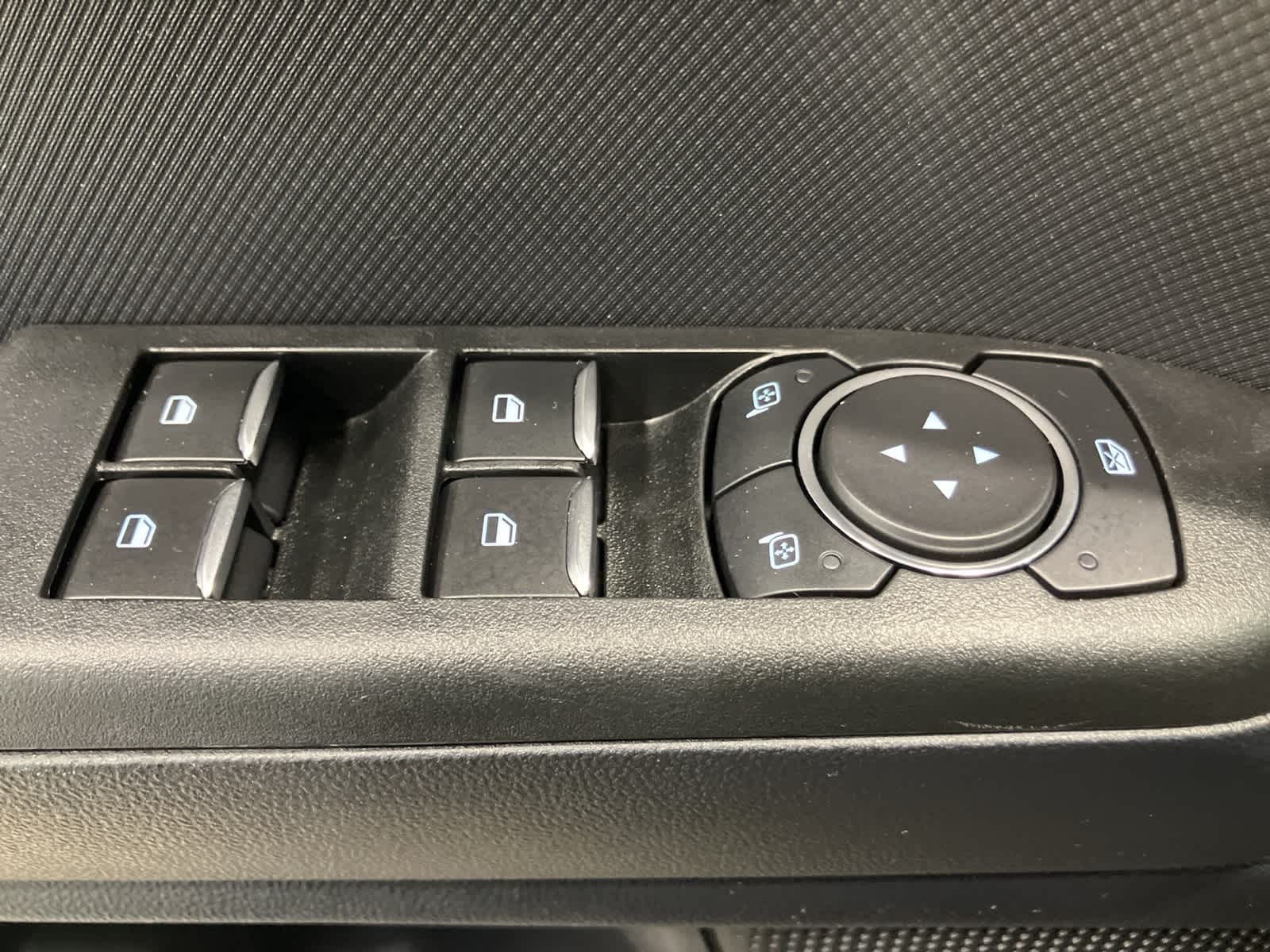 Thumbnail: 2022 Ford Bronco Sport - 12