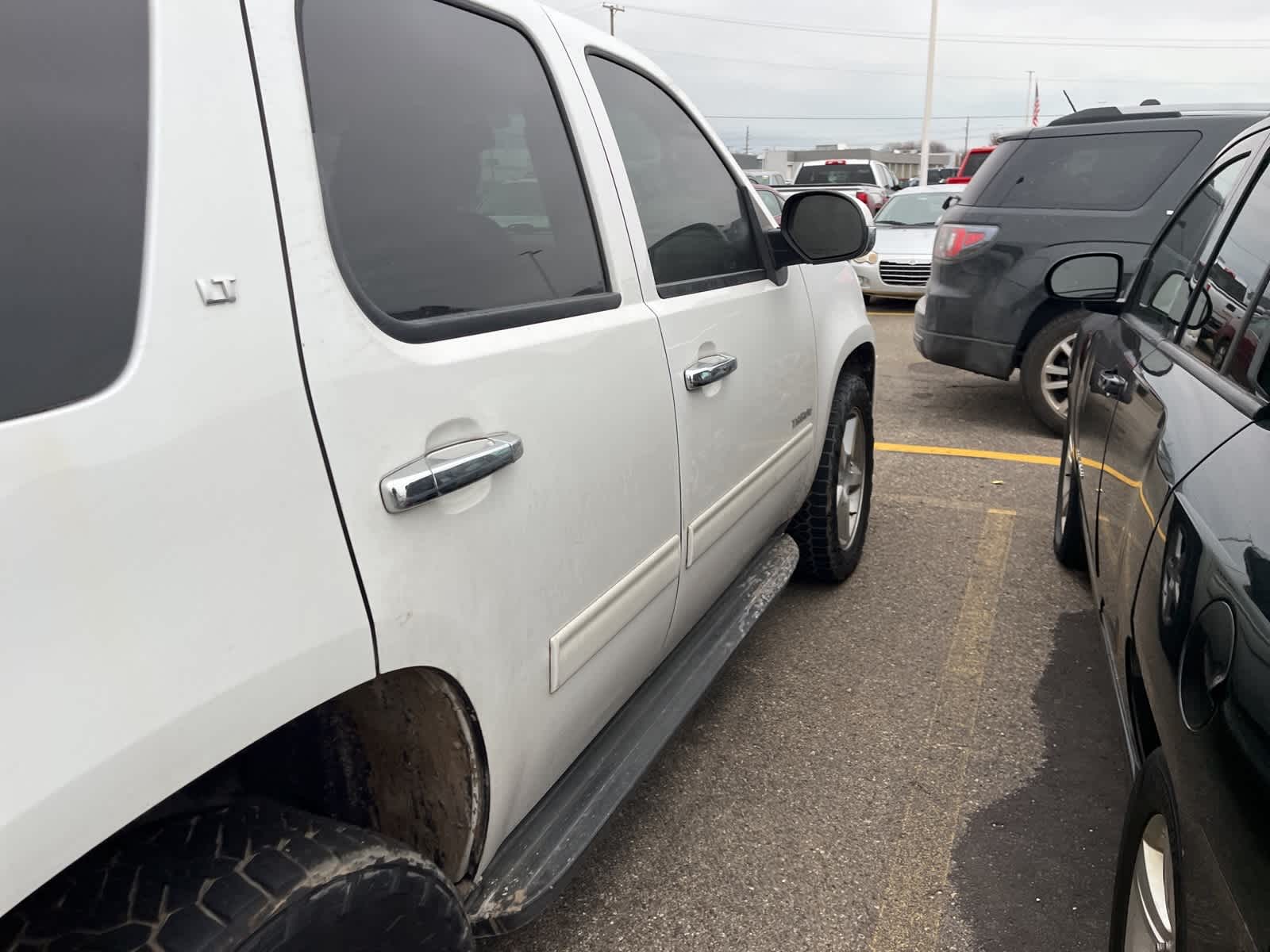 Thumbnail: 2013 Chevrolet Tahoe - 17