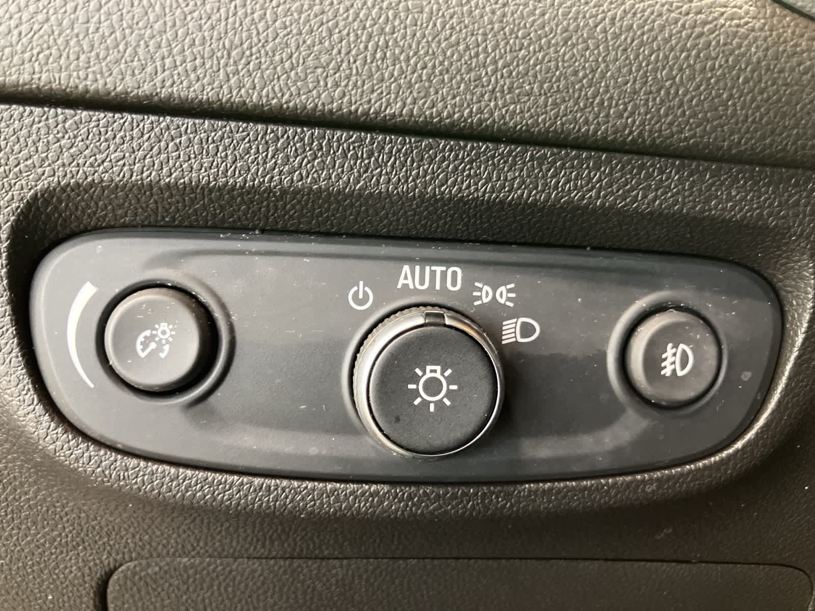 Thumbnail: 2020 Buick Encore GX - 16