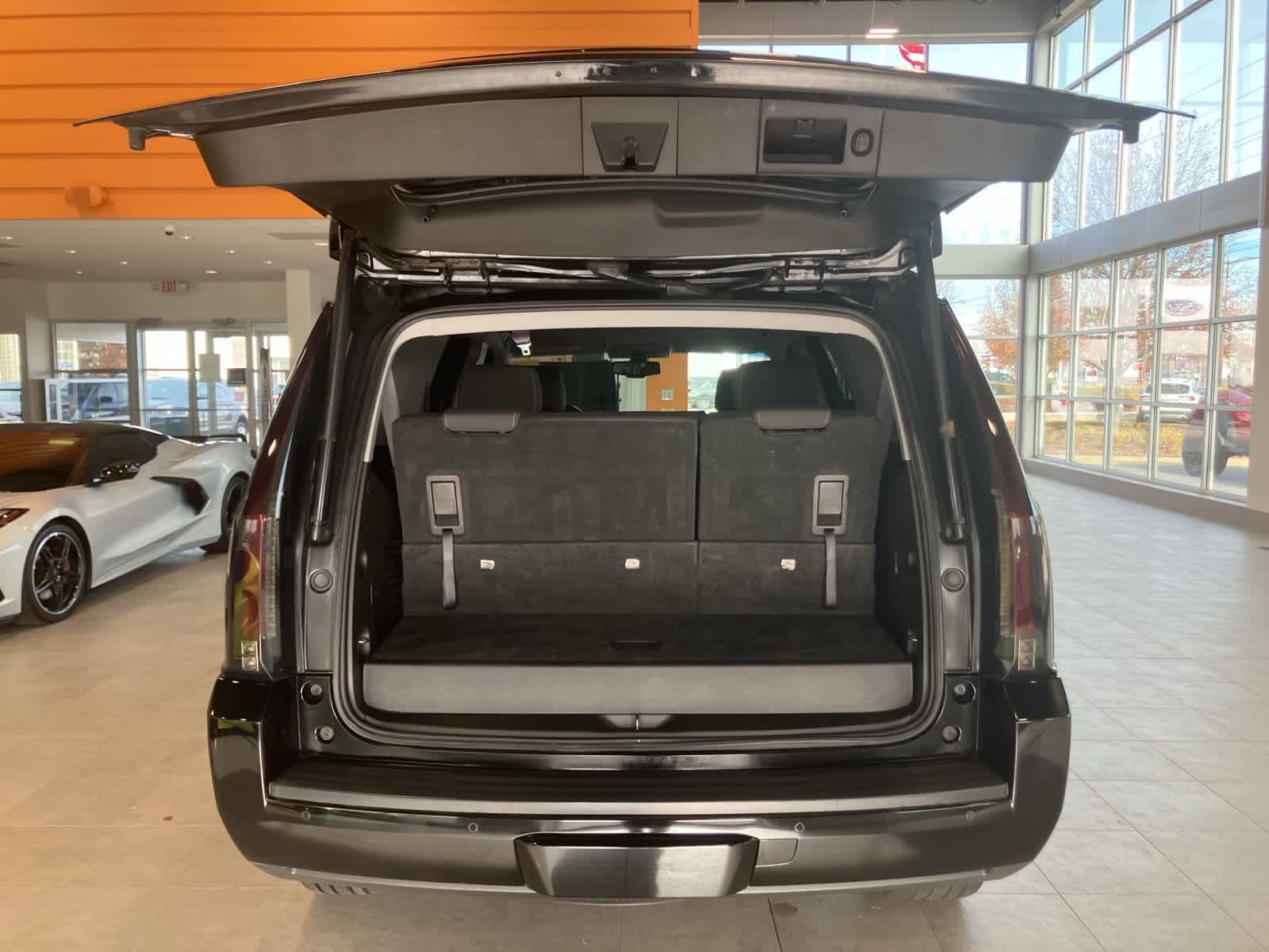 Thumbnail: 2017 GMC Yukon - 28