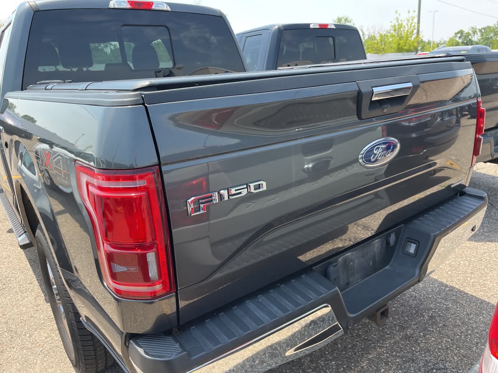 2015 Ford F-150 XLT 12