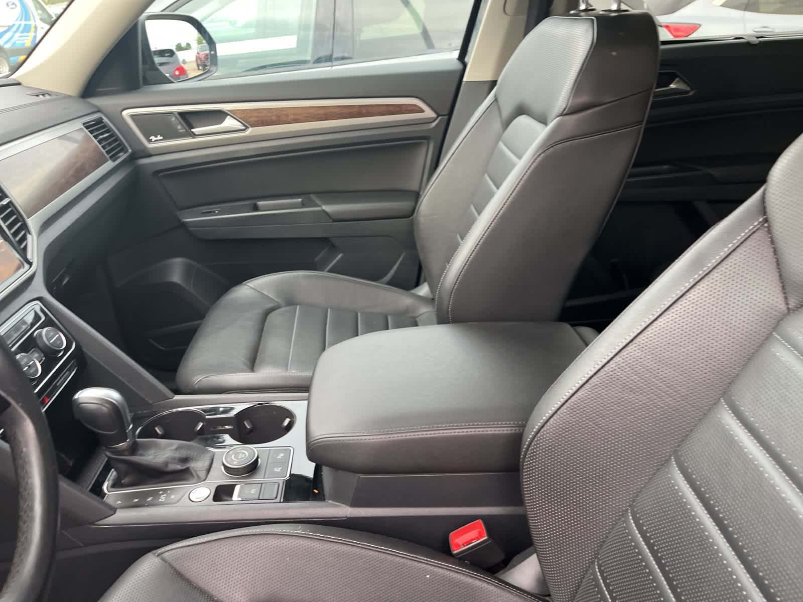 Thumbnail: 2018 Volkswagen Atlas - 22