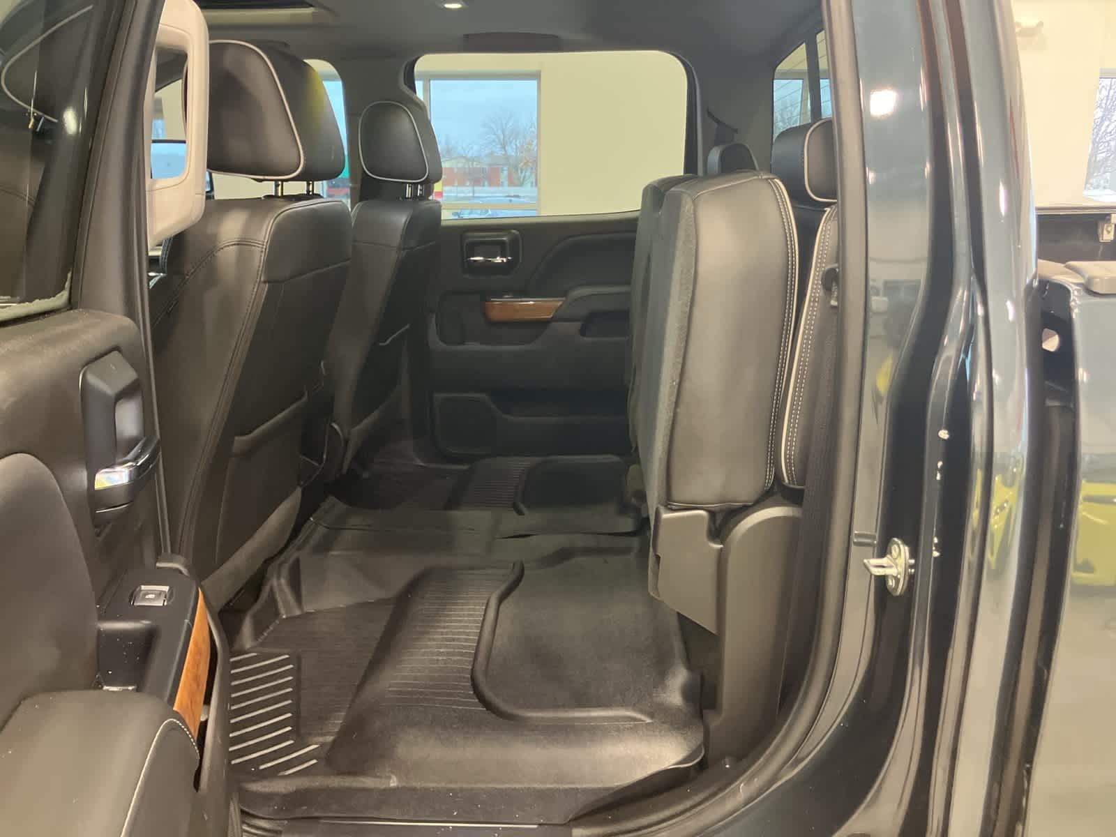 Thumbnail: 2018 Chevrolet Silverado 2500 - 29