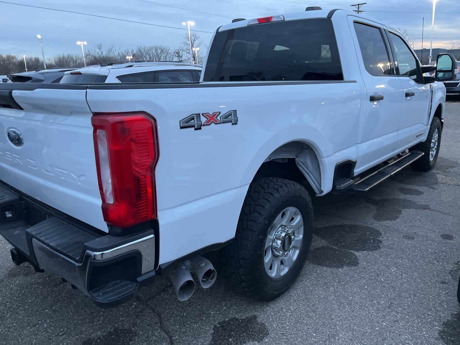 Thumbnail: 2024 Ford Econoline - 15