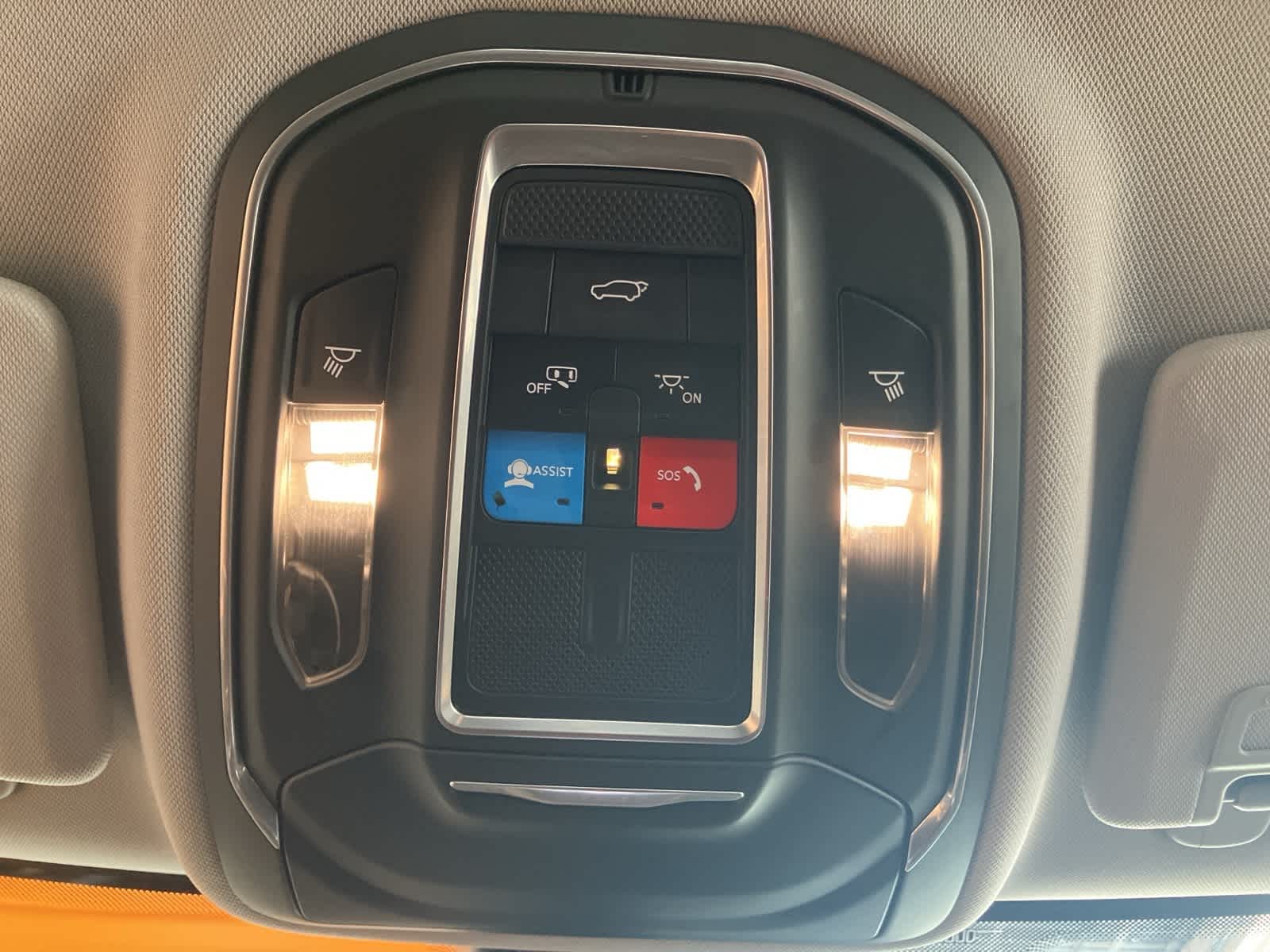 Thumbnail: 2021 Jeep Grand Cherokee L - 21