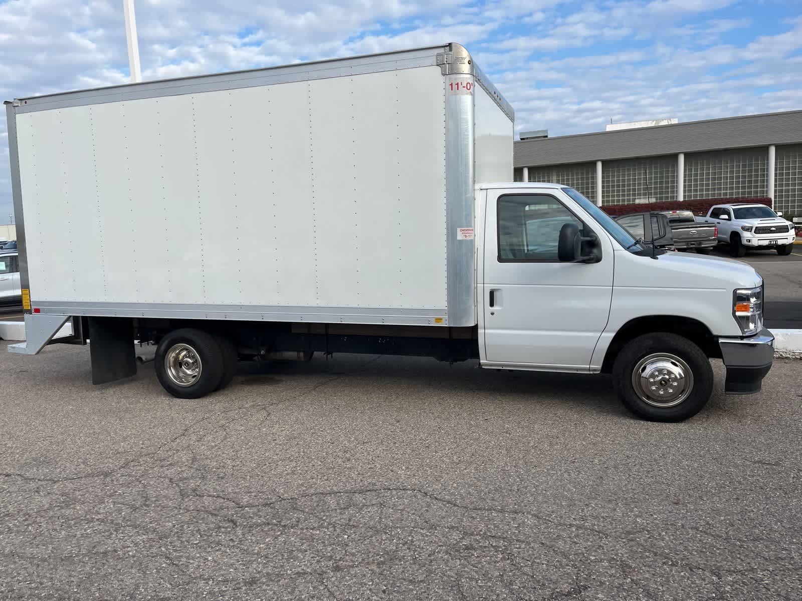 Thumbnail: 2024 Ford Econoline - 22