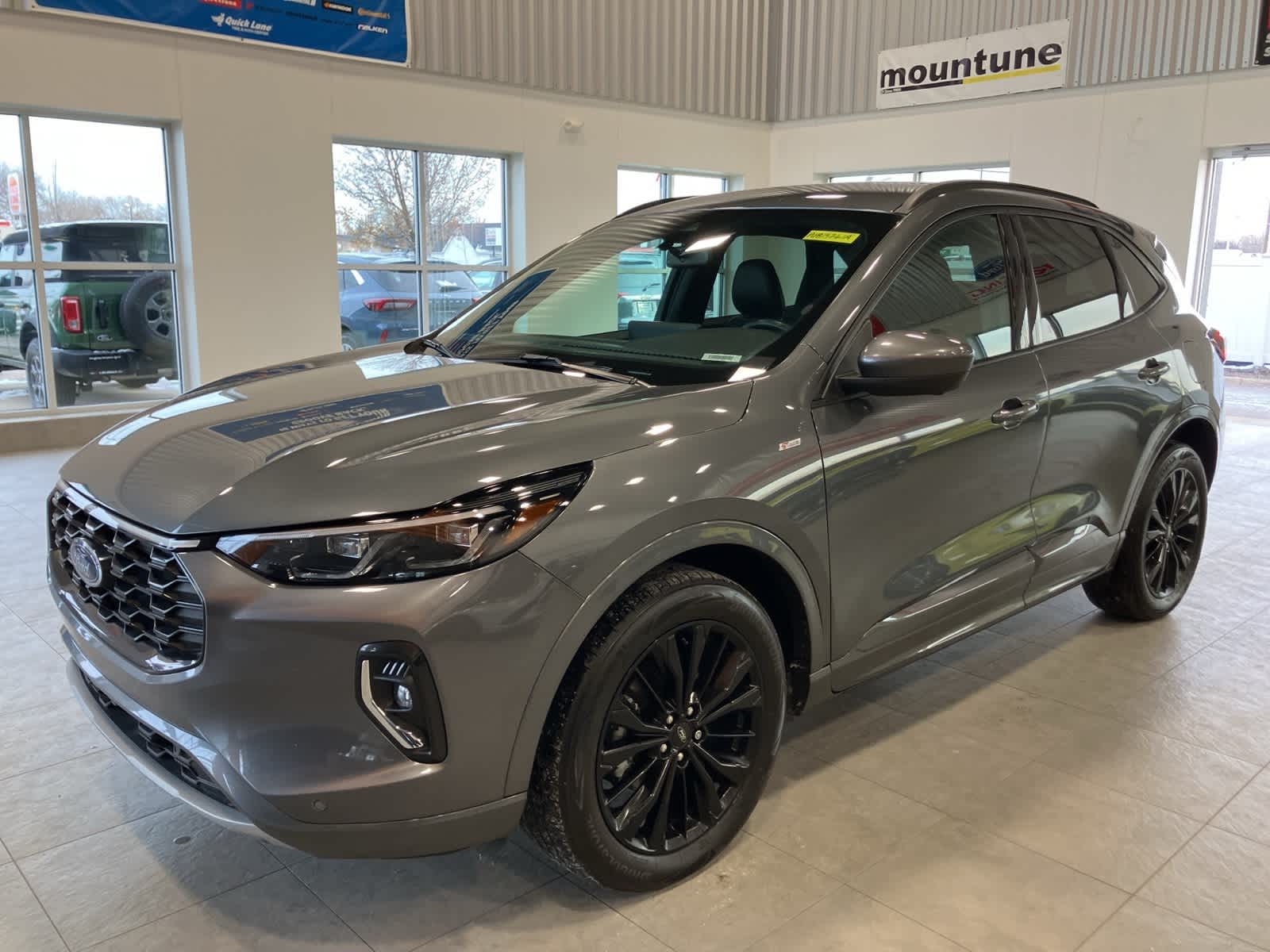 Thumbnail: 2023 Ford Escape - 1