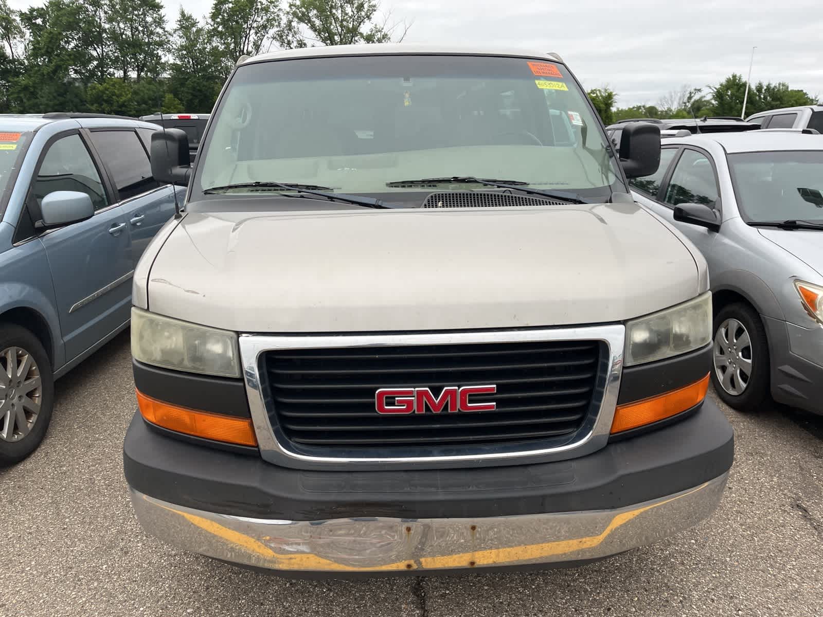 Thumbnail: 2004 GMC Savana - 21