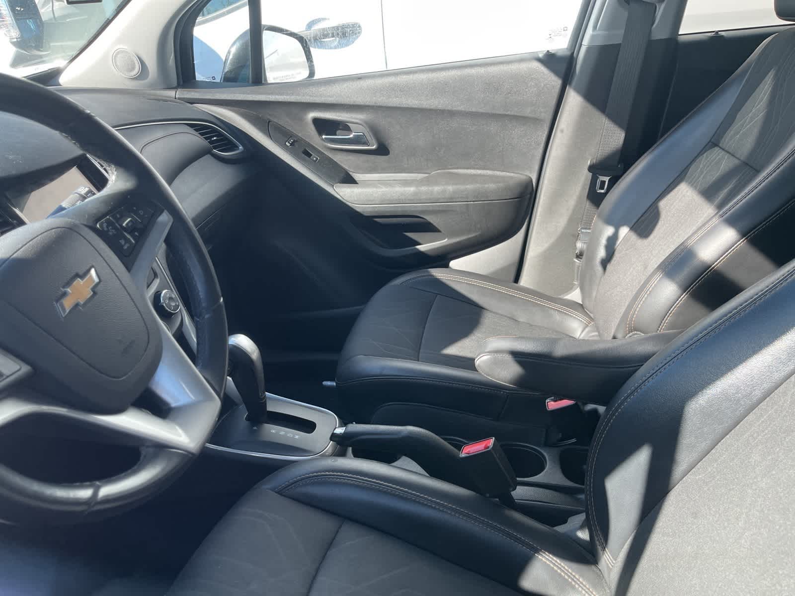 Thumbnail: 2019 Chevrolet Trax - 24