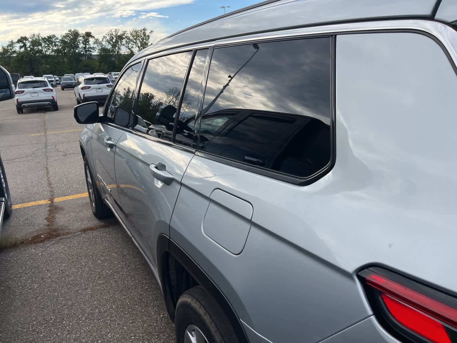 Thumbnail: 2021 Jeep Grand Cherokee L - 10