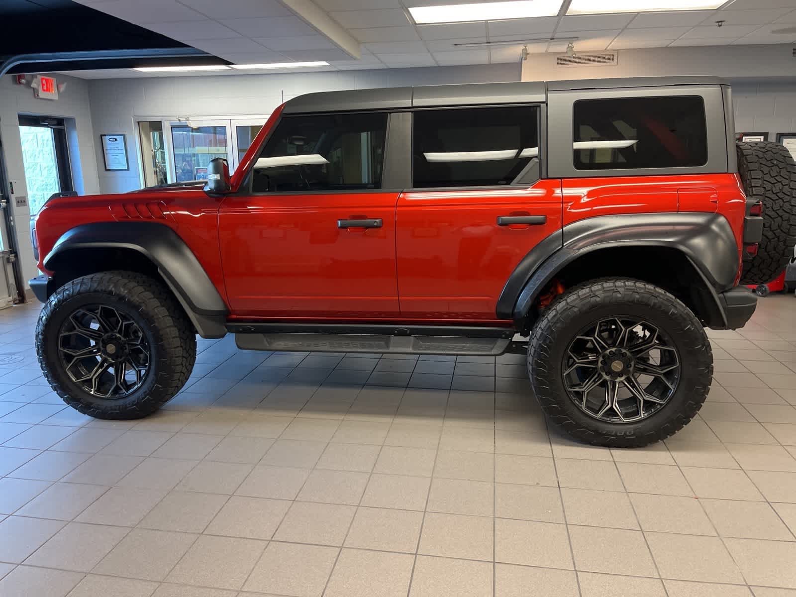 Thumbnail: 2023 Ford Bronco - 6