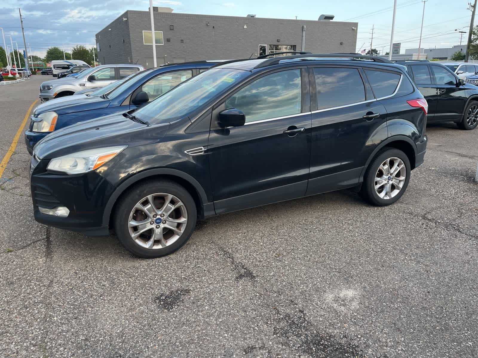 Thumbnail: 2013 Ford Escape - 5