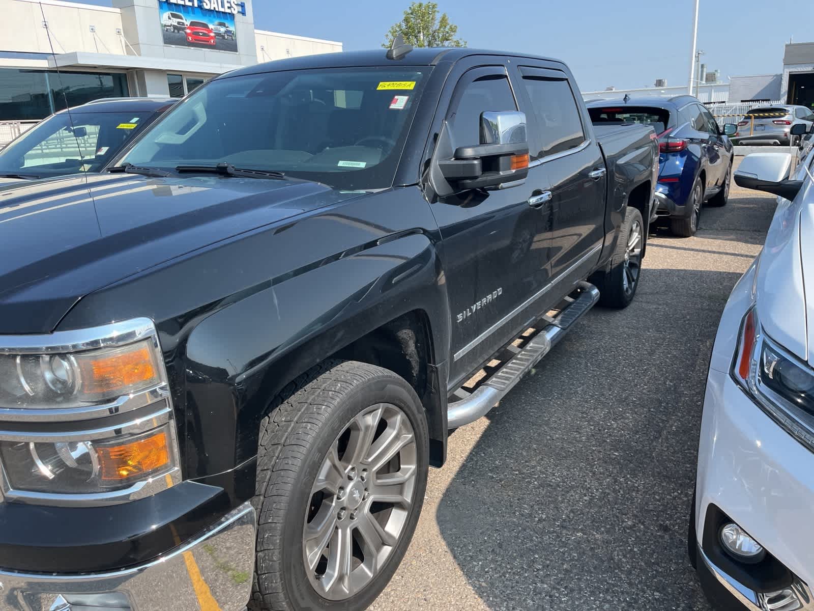 Thumbnail: 2015 Chevrolet Silverado 1500 - 4
