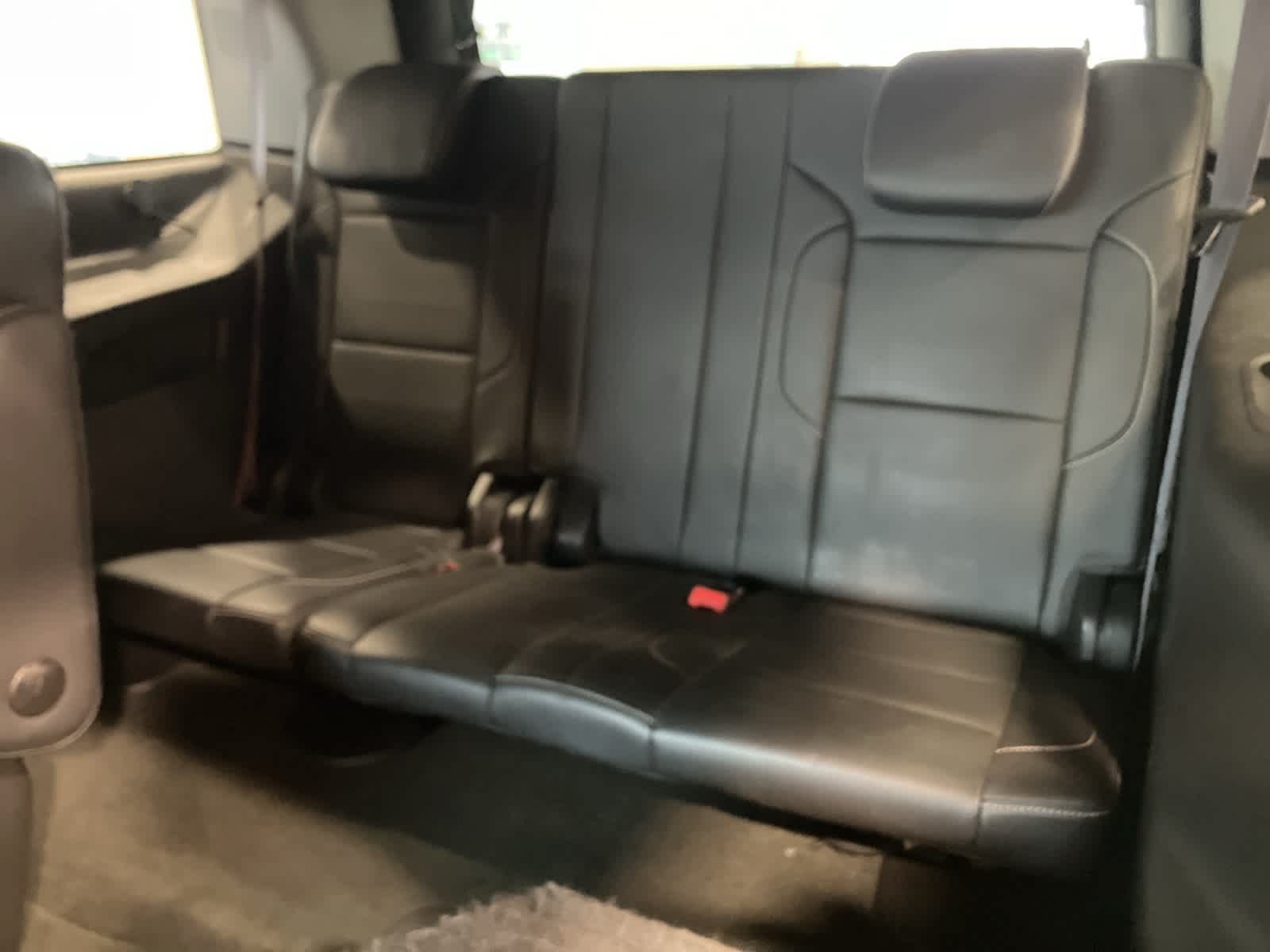 Thumbnail: 2015 Chevrolet Tahoe - 32