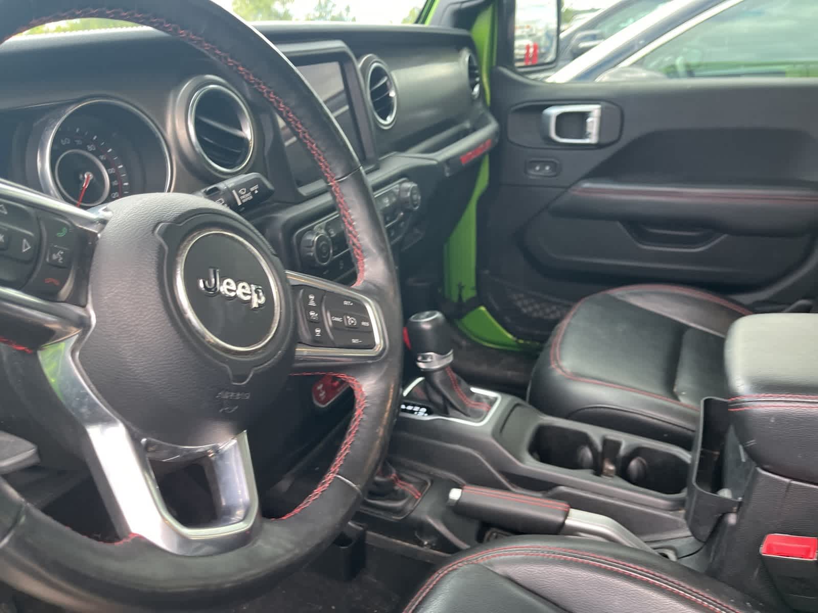Thumbnail: 2019 Jeep Wrangler - 25