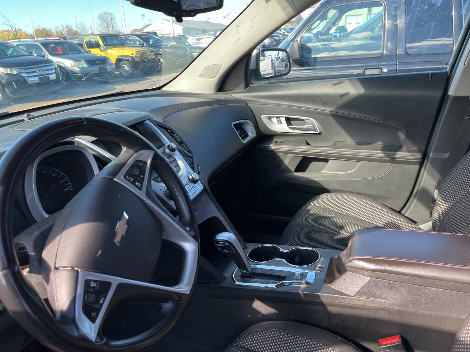 Thumbnail: 2012 Chevrolet Equinox - 25