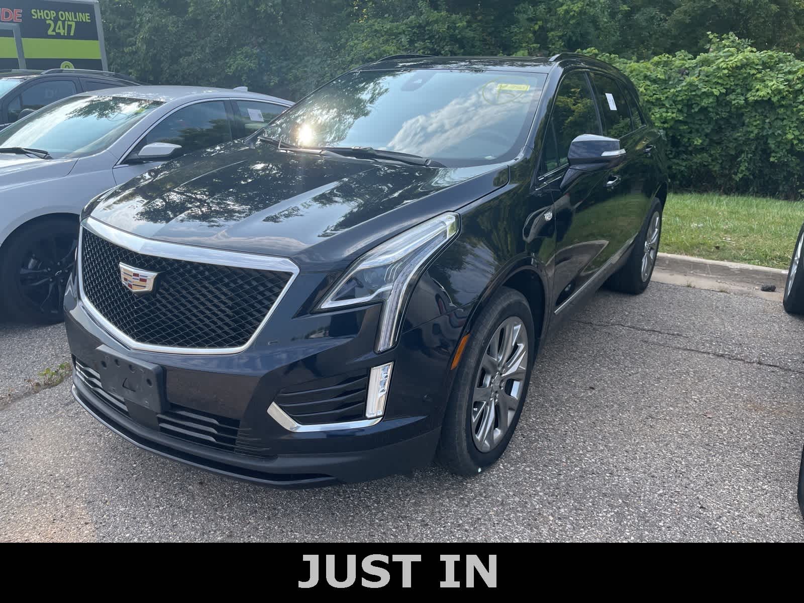 Thumbnail: 2021 Cadillac XT5 - 1