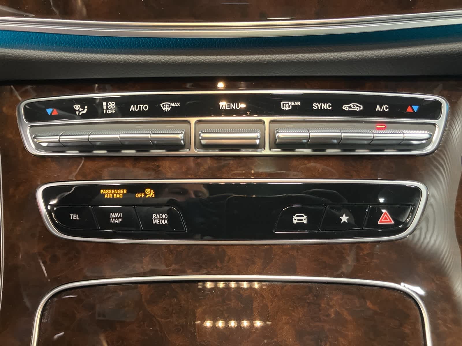 Thumbnail: 2022 Mercedes-Benz E-Class - 22