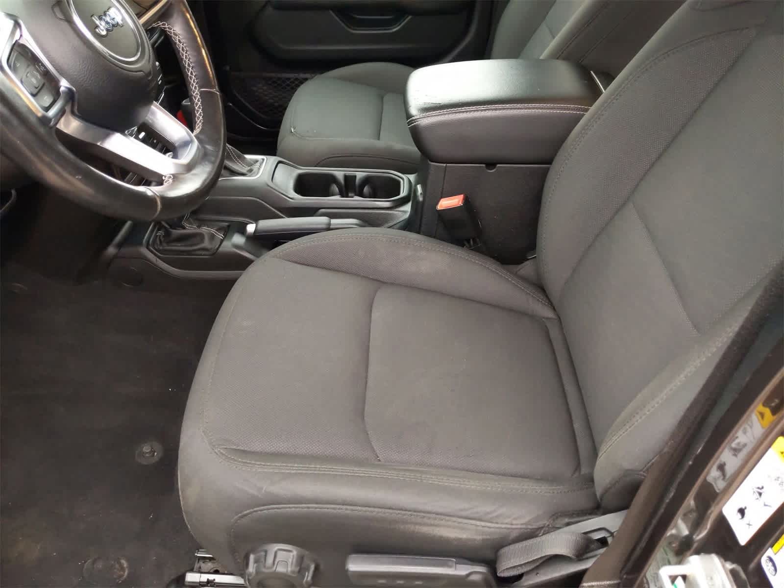 2019 Jeep Wrangler Unlimited Sahara 16