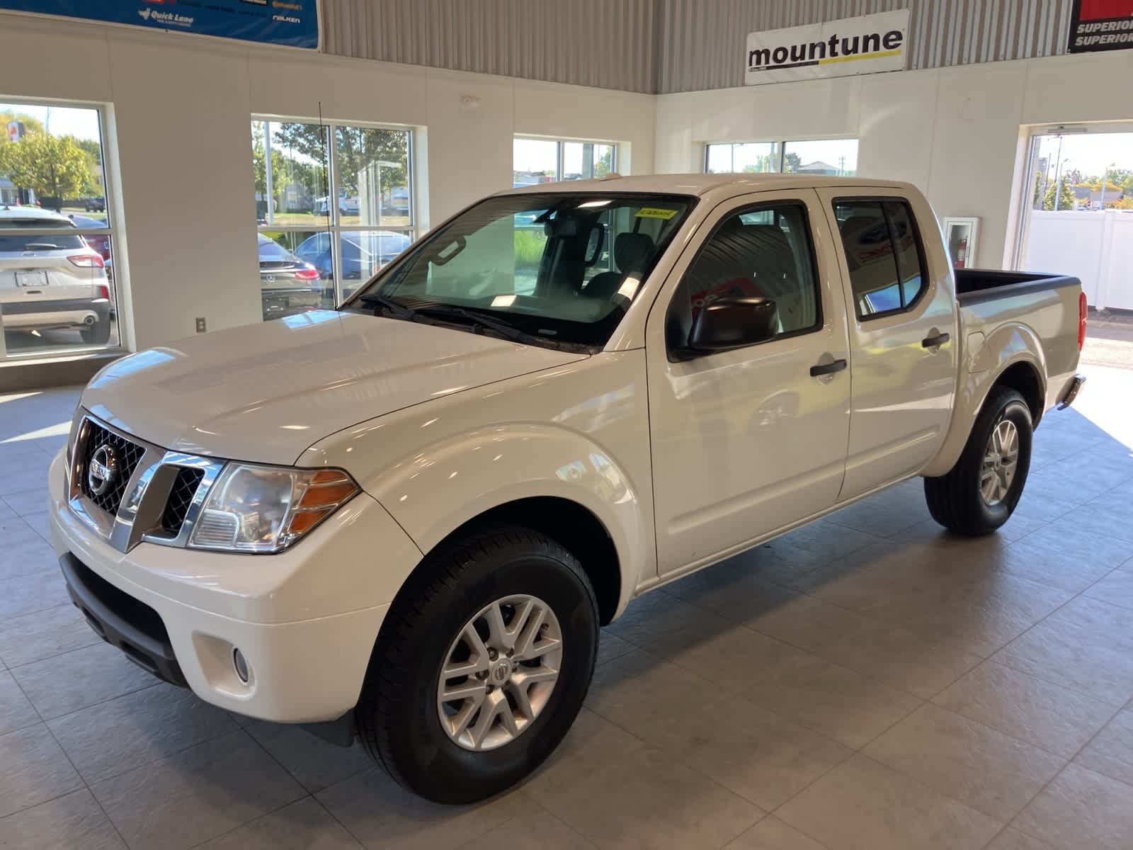 2015 Nissan Frontier SV -
                  Sterling Heights, MI