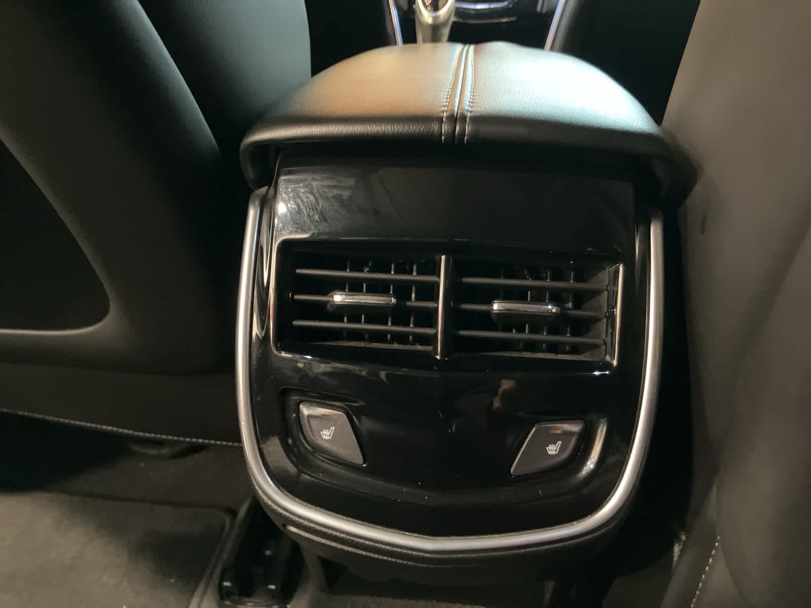 Thumbnail: 2013 Cadillac XTS - 23