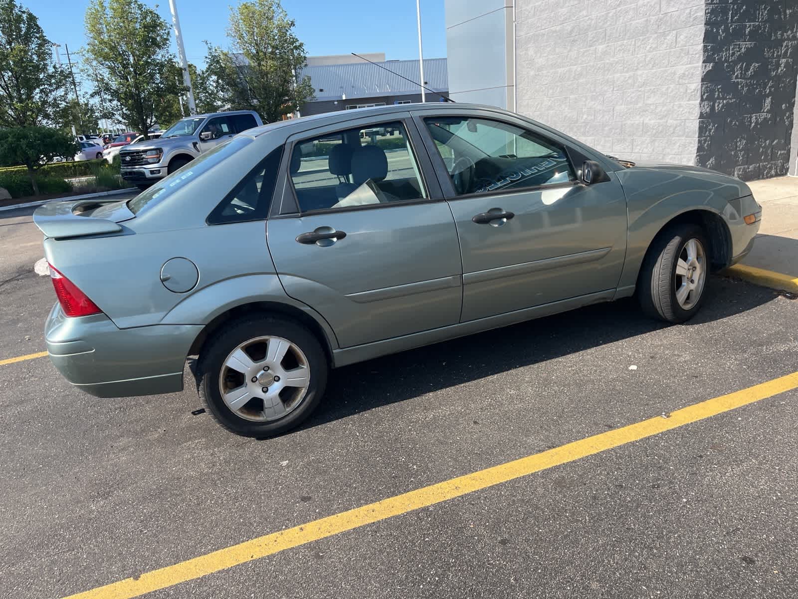 Thumbnail: 2006 Ford Focus - 15