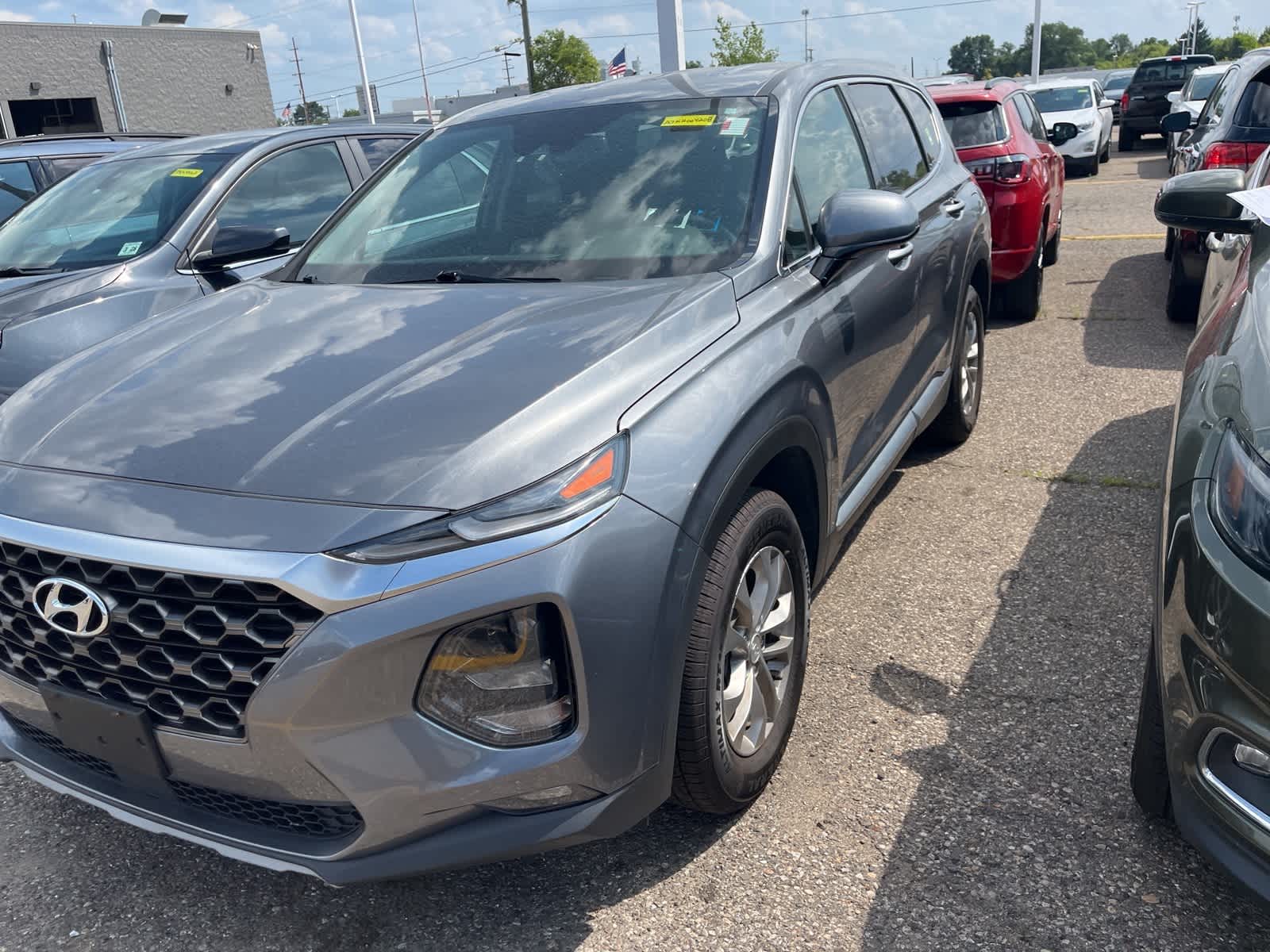 Thumbnail: 2019 Hyundai Santa Fe - 4