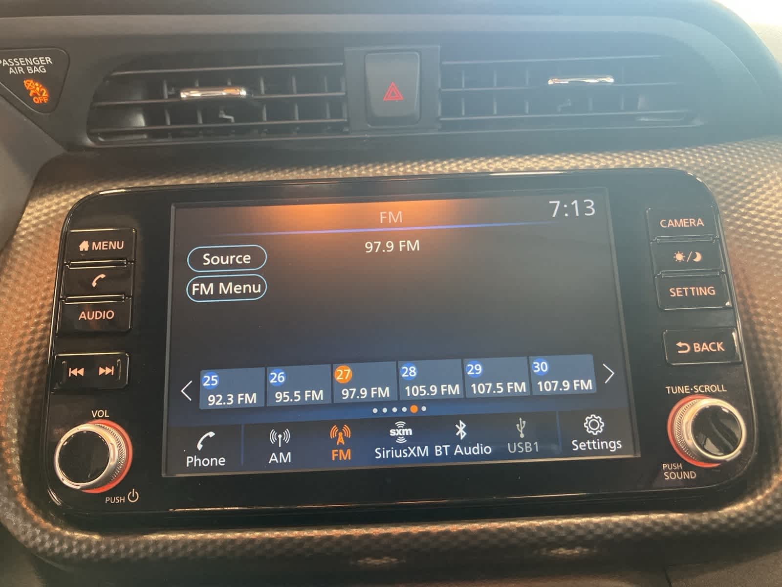 Thumbnail: 2023 Nissan Kicks - 18