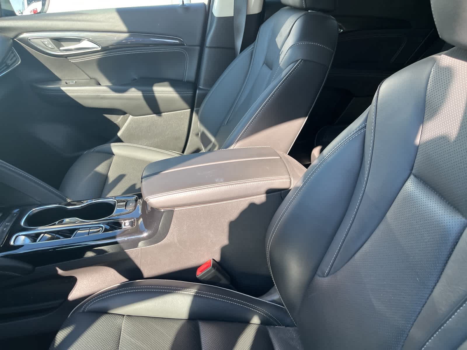 Thumbnail: 2022 Buick Envision - 22