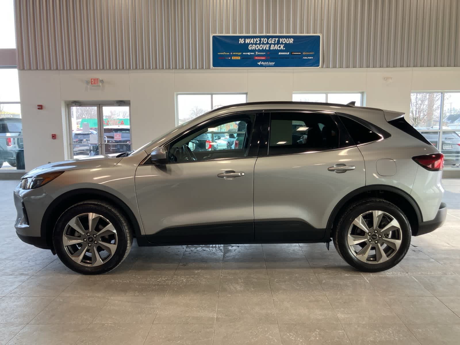 Thumbnail: 2024 Ford Escape - 8