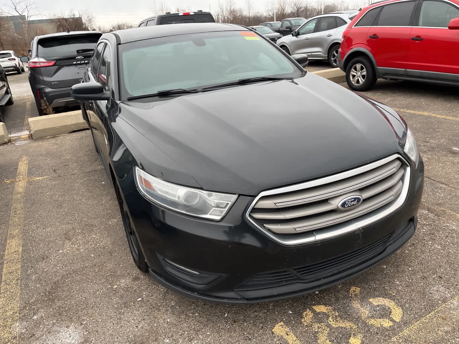 Thumbnail: 2014 Ford Taurus - 23