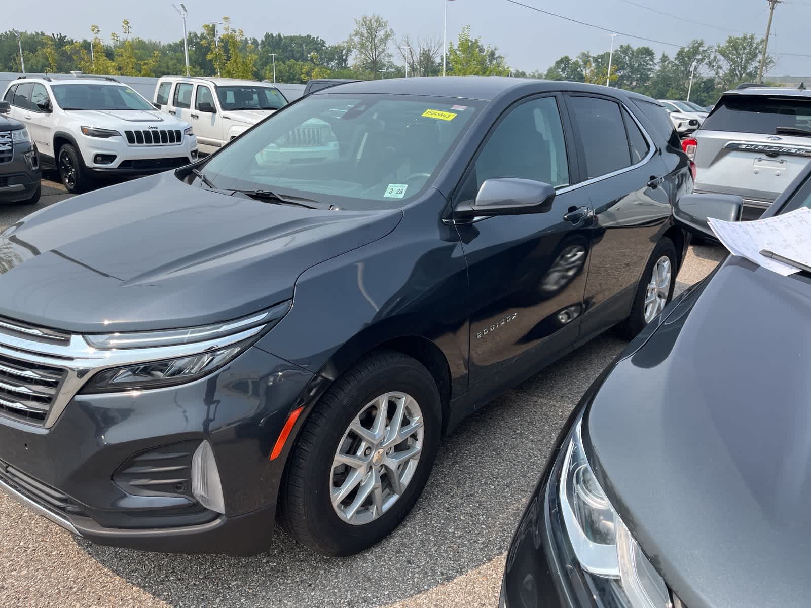 Thumbnail: 2023 Chevrolet Equinox - 4