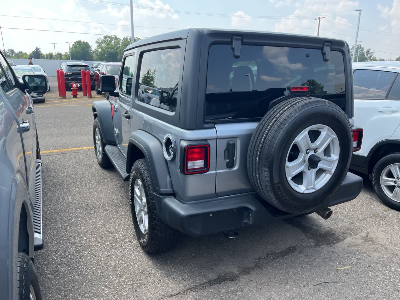 Thumbnail: 2020 Jeep Wrangler - 10