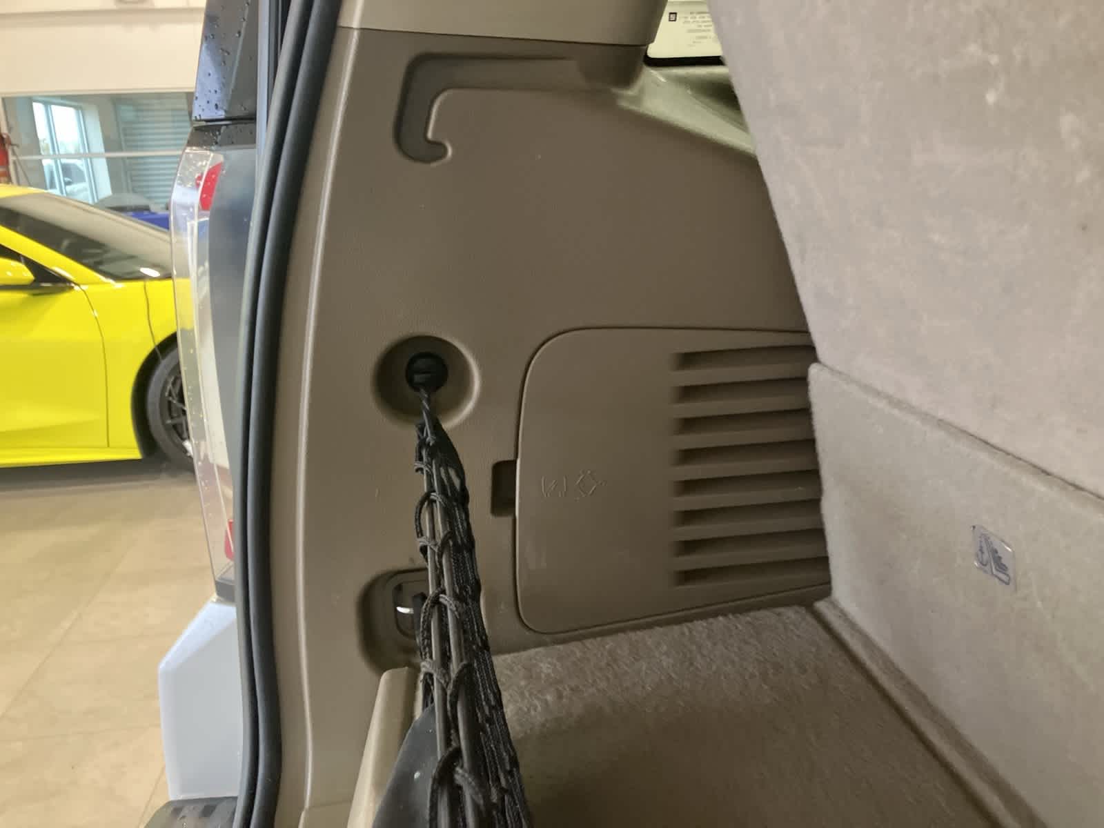 Thumbnail: 2018 GMC Yukon - 35