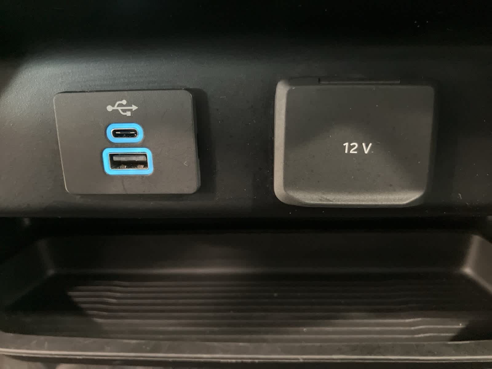 Thumbnail: 2024 Ford Econoline - 18