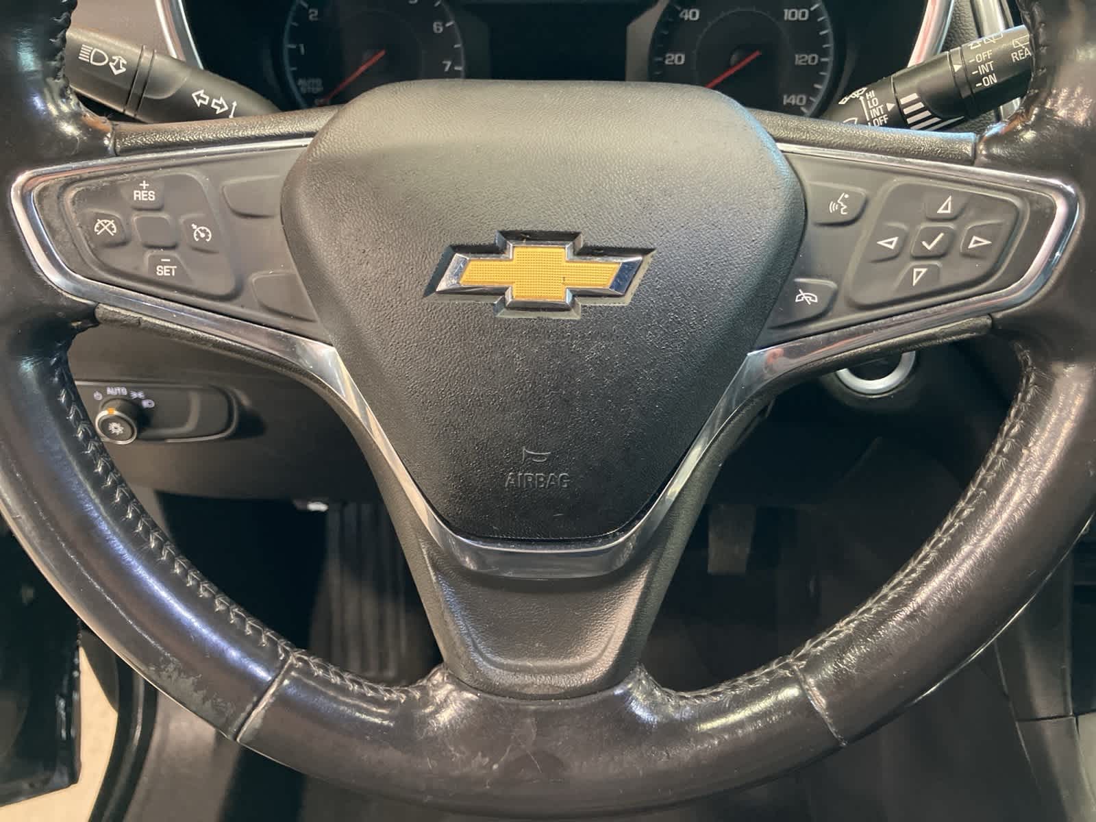 Thumbnail: 2018 Chevrolet Equinox - 14