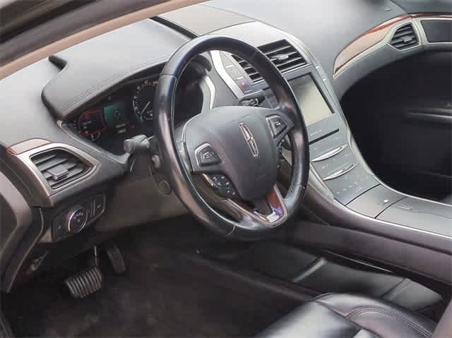 Thumbnail: 2015 Lincoln MKZ - 10