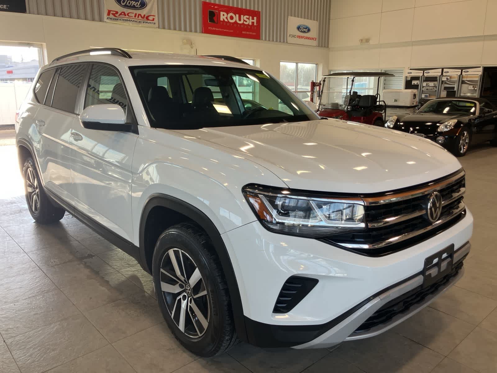 Thumbnail: 2021 Volkswagen Atlas - 3