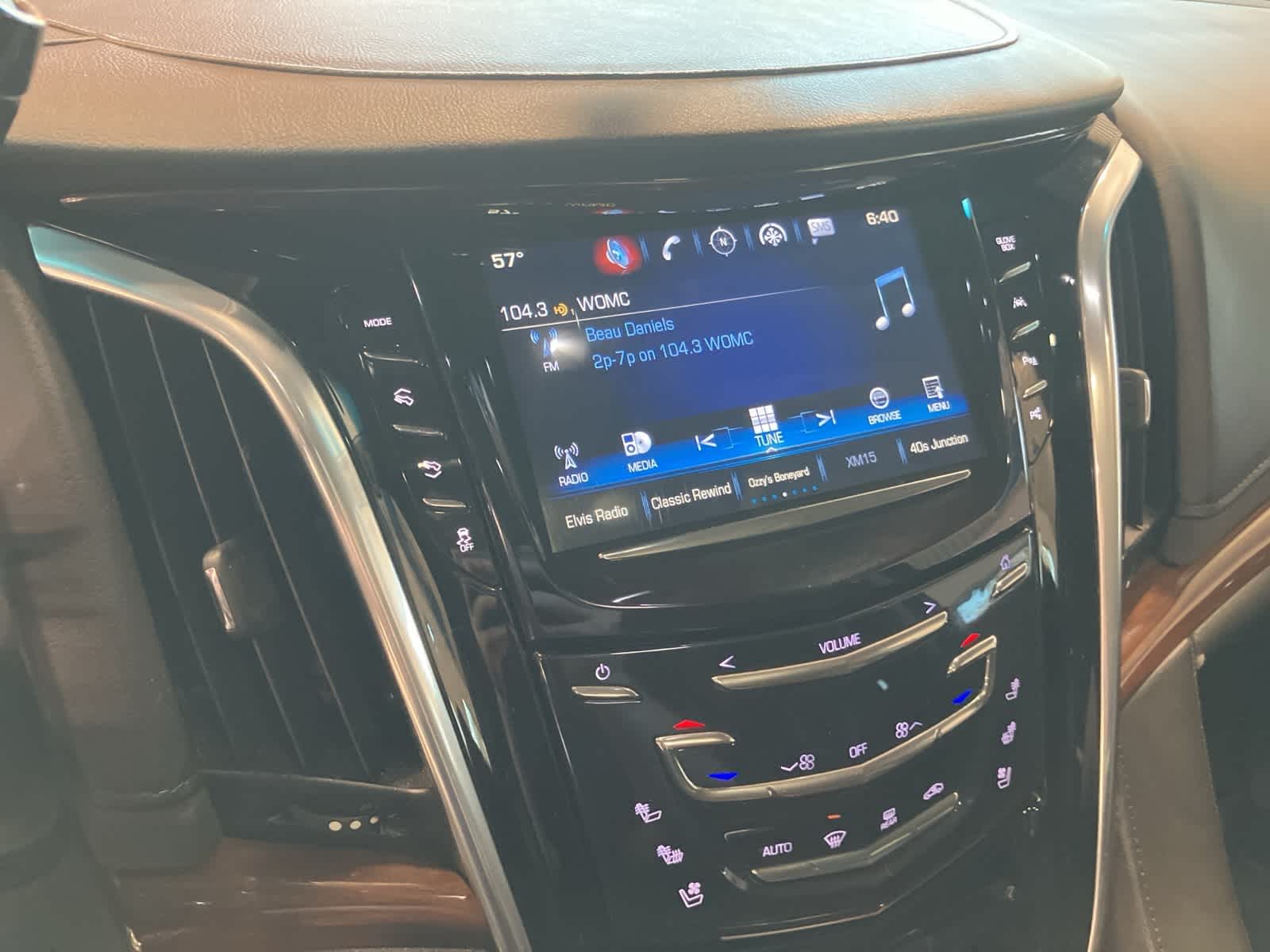 Thumbnail: 2020 Cadillac Escalade - 22