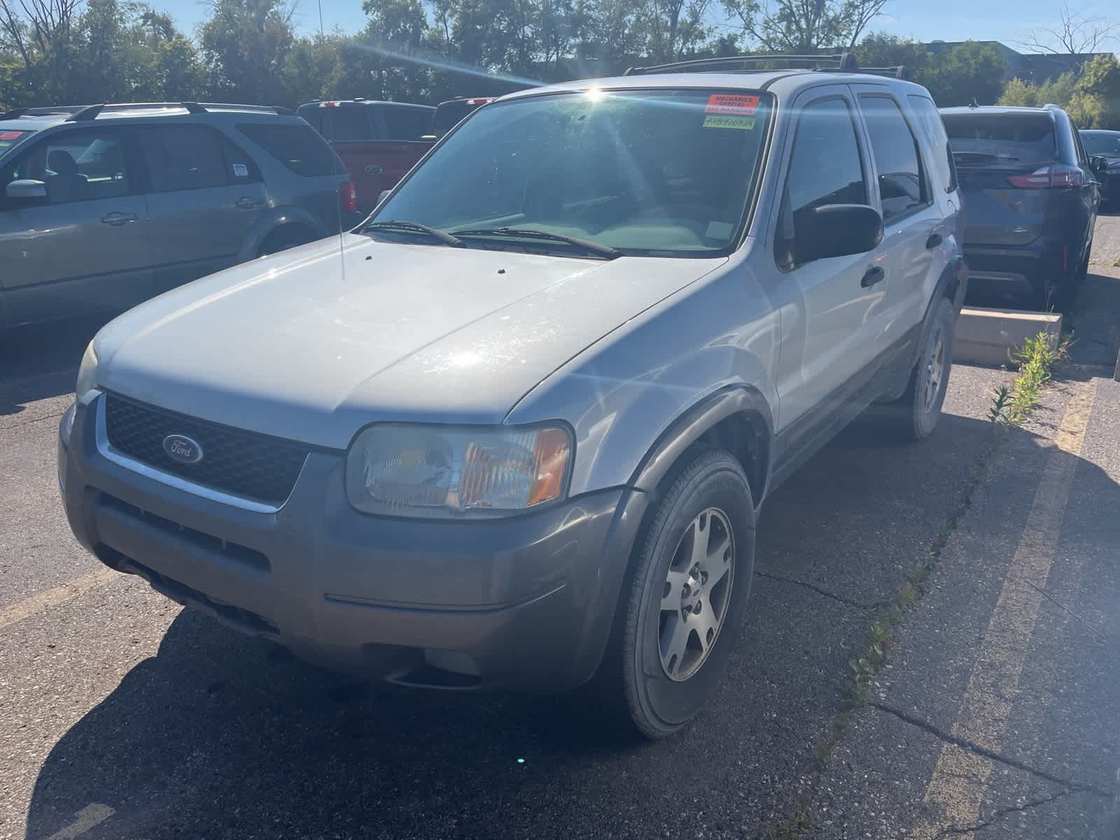 2004 Ford Escape XLT -
                  Sterling Heights, MI