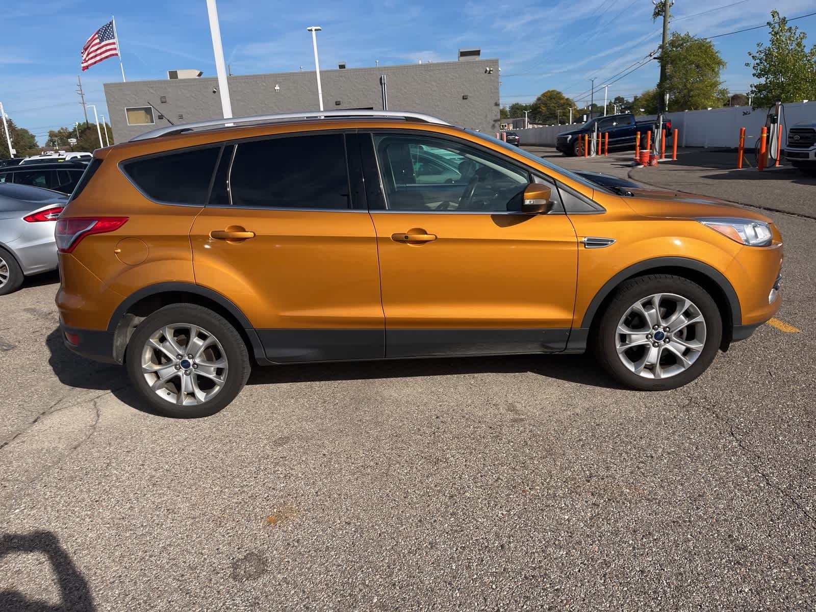 Thumbnail: 2016 Ford Escape - 14