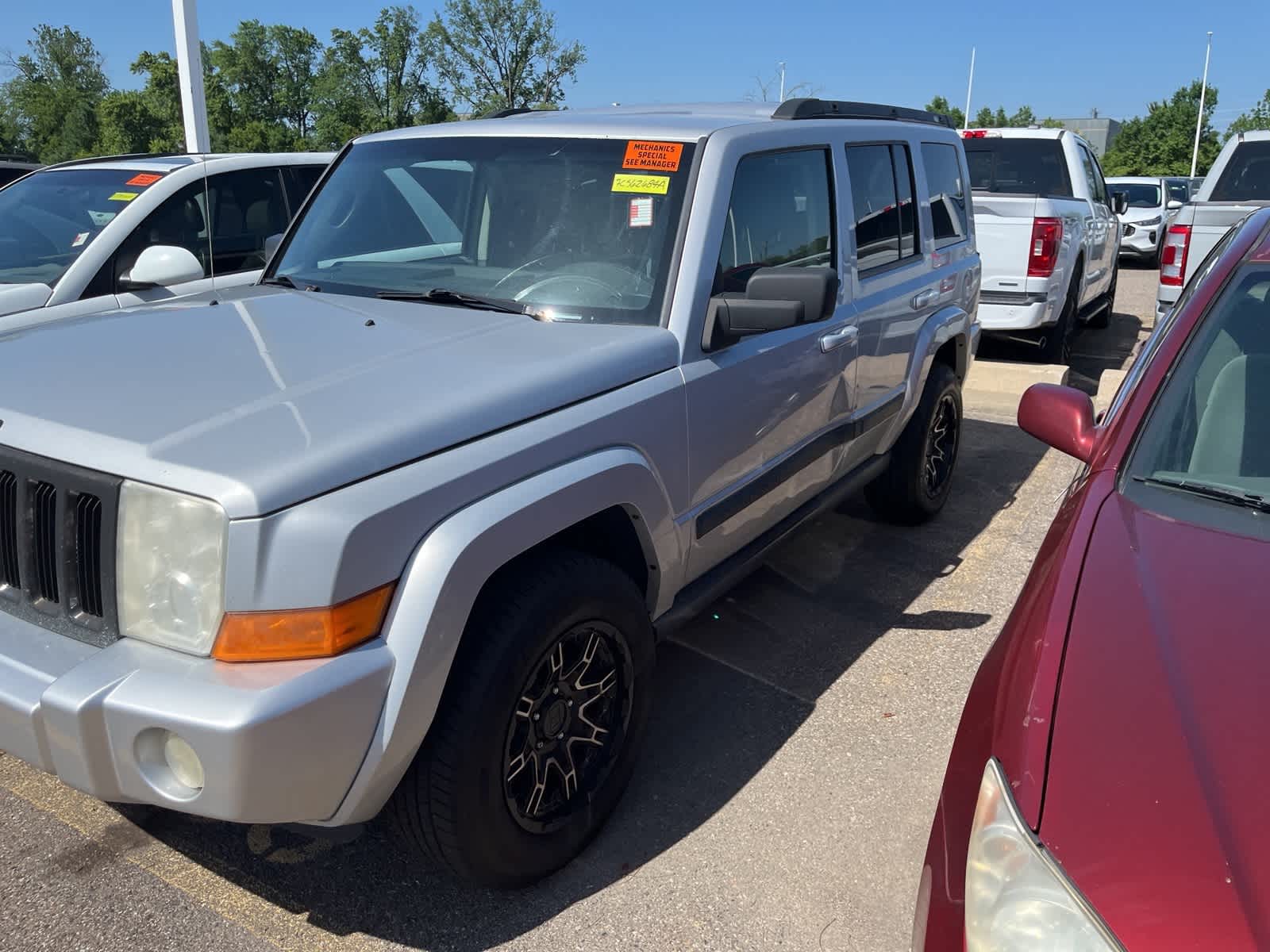 Thumbnail: 2007 Jeep Commander - 4